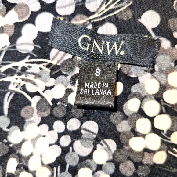 GNW Empire forward Dress with Rouching Size 8 Black Gray Cream Pattern - Picture 10 of 11